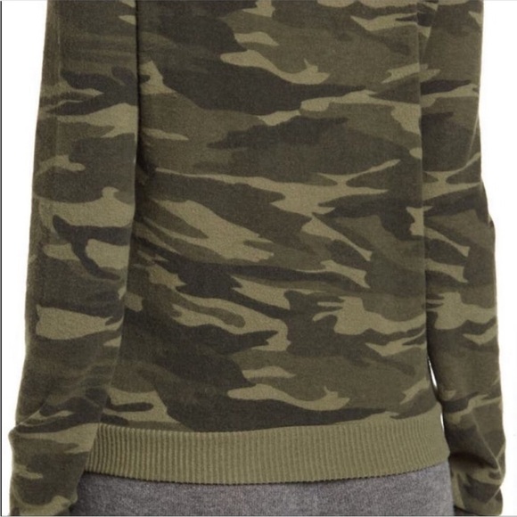 Theo & Spence Leopard Print V-Neck Pajama Top - Picture 10 of 13